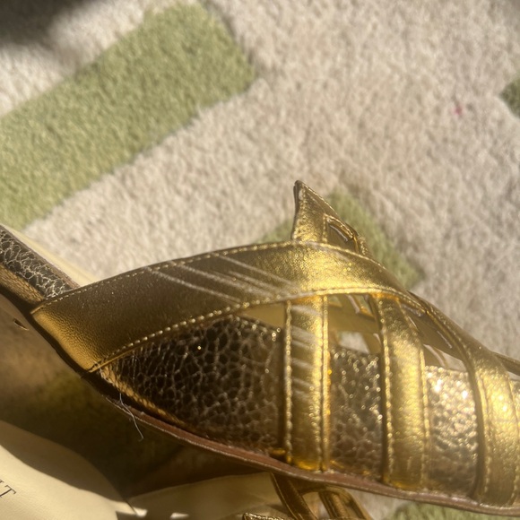 Sarah Flint Gold Heel Mules - Picture 6 of 10